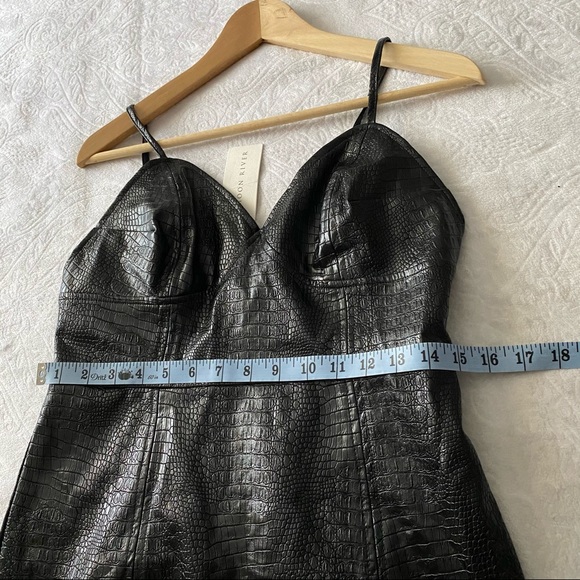 NWT Moon River Faux Crock Slip Dress - Picture 6 of 12